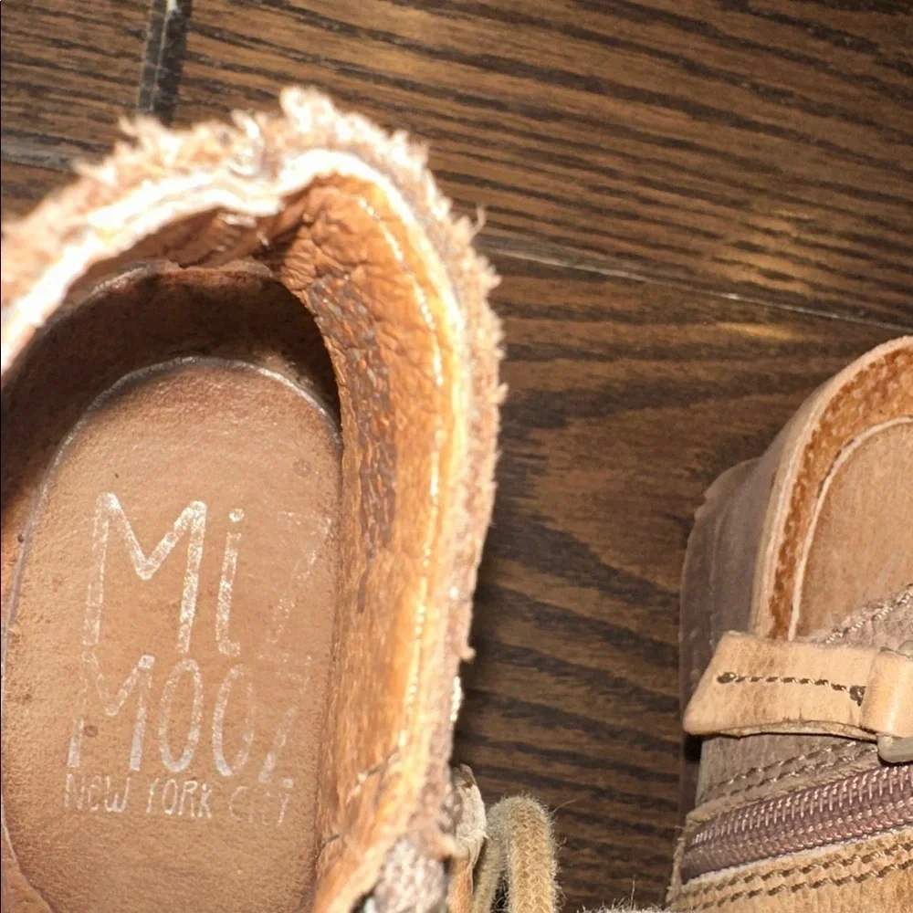 Miz Mooz satine Tan leather Wedge Sandals size 37/US 6 1/2-7
